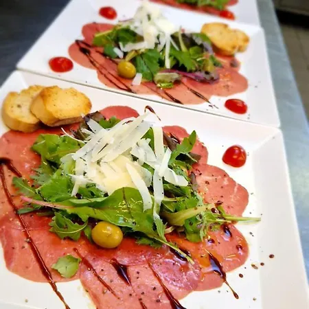 Pensión Eifelblick 3*