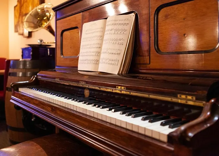 Eifelblick בית הארחה